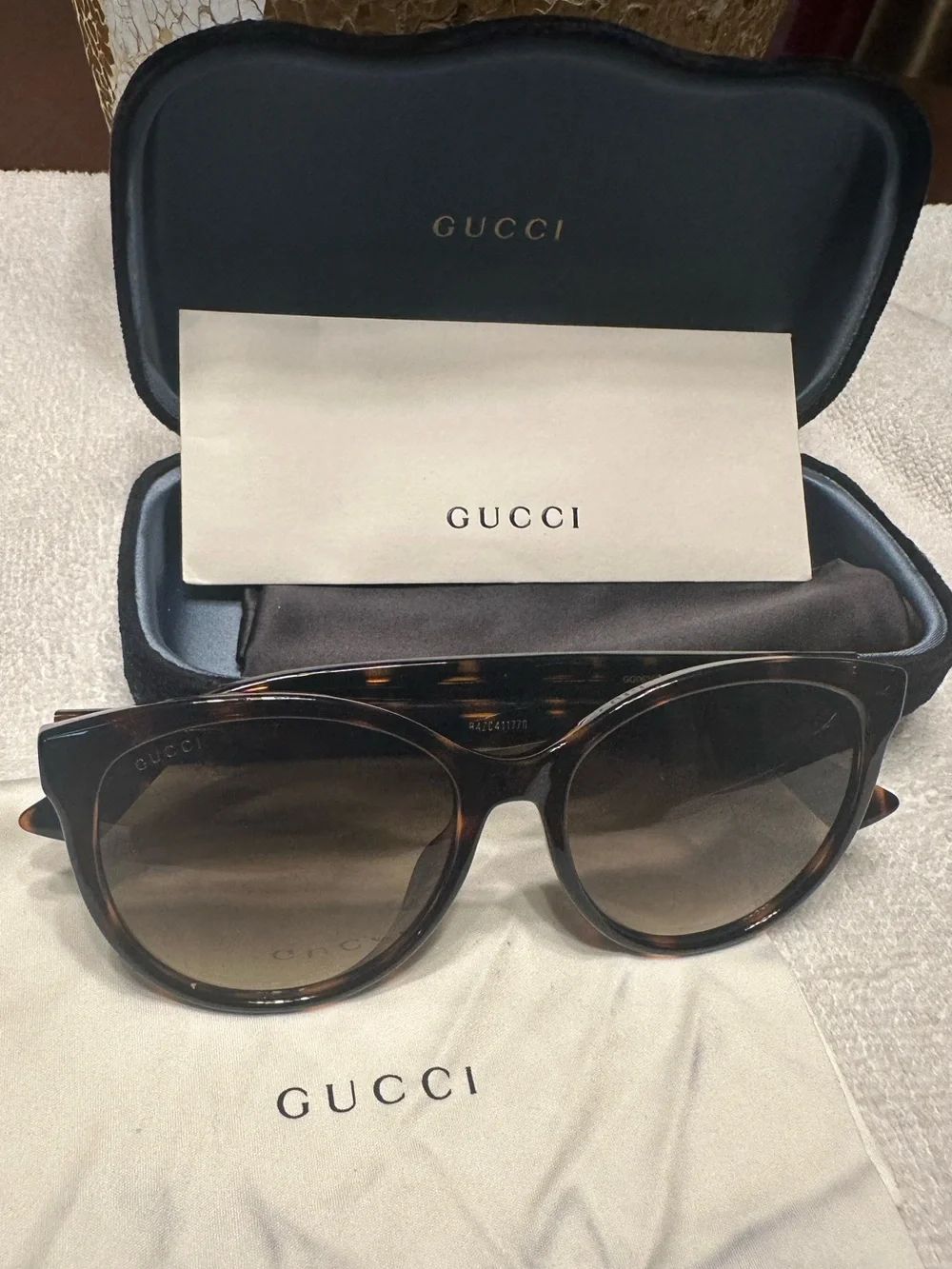 Gucci GG0636SK Havana Tortoise Sunglasses Gold GG Logo w/ Case